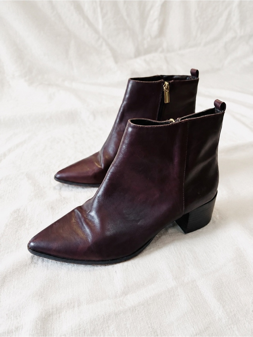 En Thread Elorie Burgundy Leather Pointed-Toe Ankle Boots Women’s Size 10